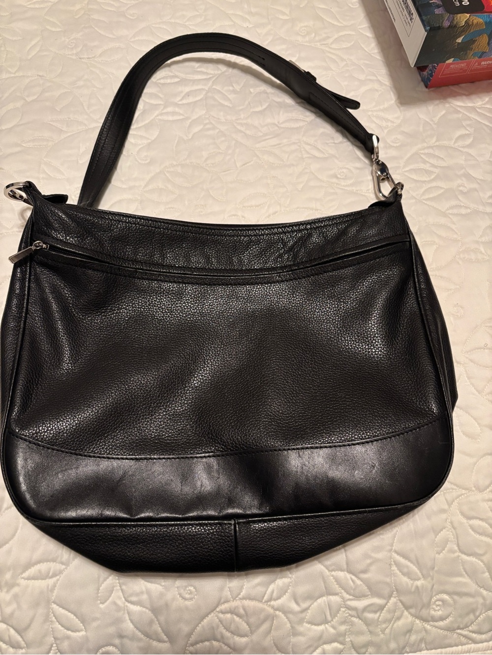 Longchamp Leather Shoulder Bag - Classic Everyday Style